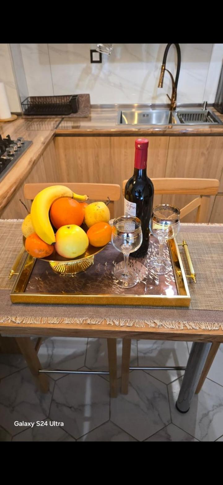 Maries Apartment Tbilisi Ngoại thất bức ảnh