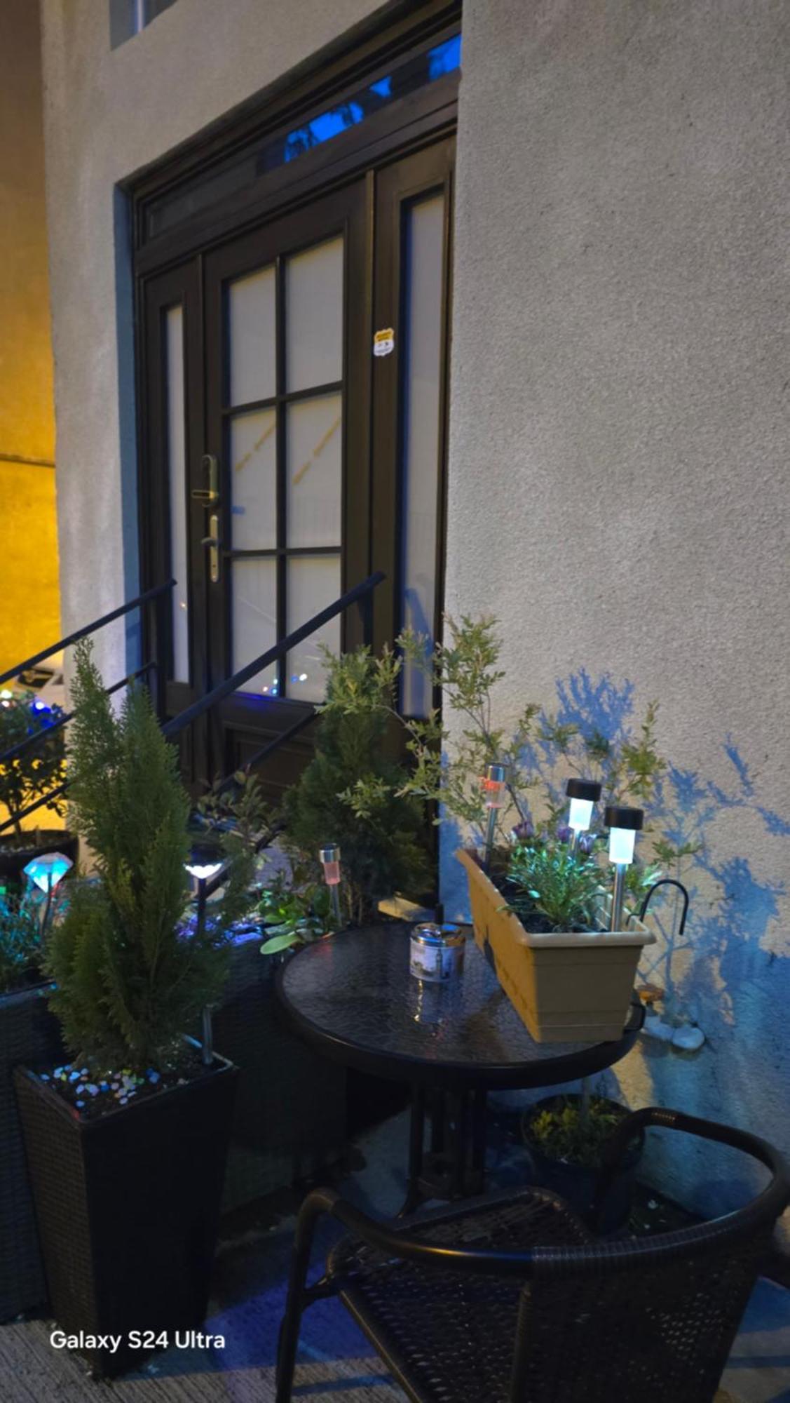 Maries Apartment Tbilisi Ngoại thất bức ảnh