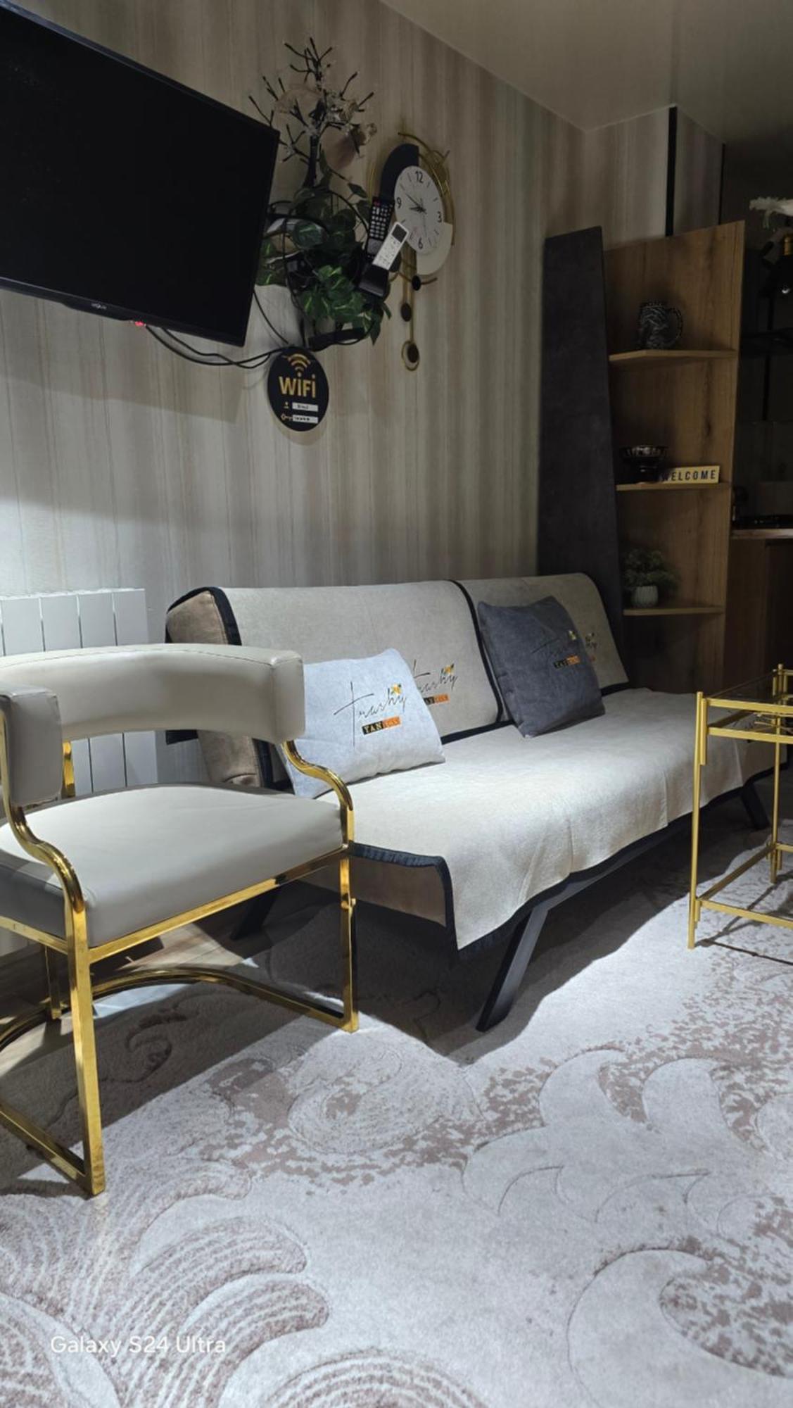 Maries Apartment Tbilisi Ngoại thất bức ảnh